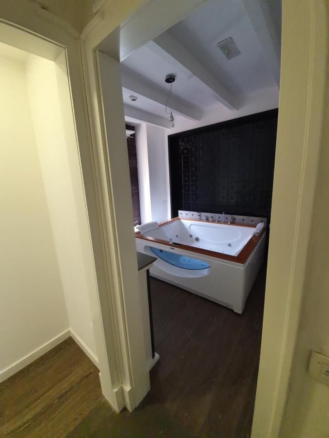 Emphasis Suites & Rooms Cagliari Eksteriør billede
